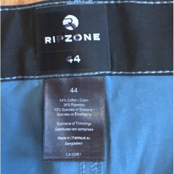 Ripzone Mens Size 44 Blue Performance Shorts With Front Back Pockets - Picture 2 of 4